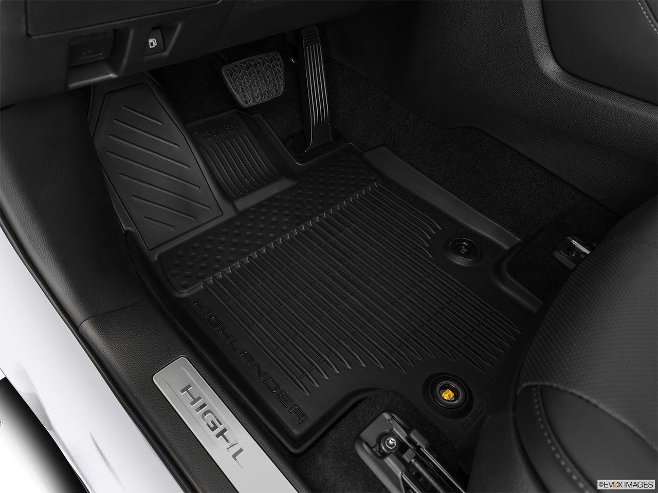 2024 Toyota Highlander Hybrid photo