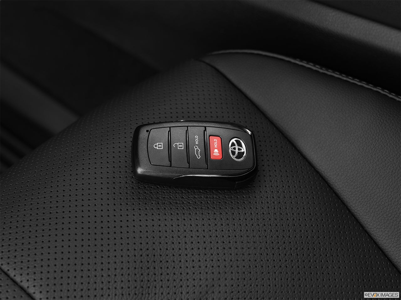 2024 Toyota Highlander Hybrid photo
