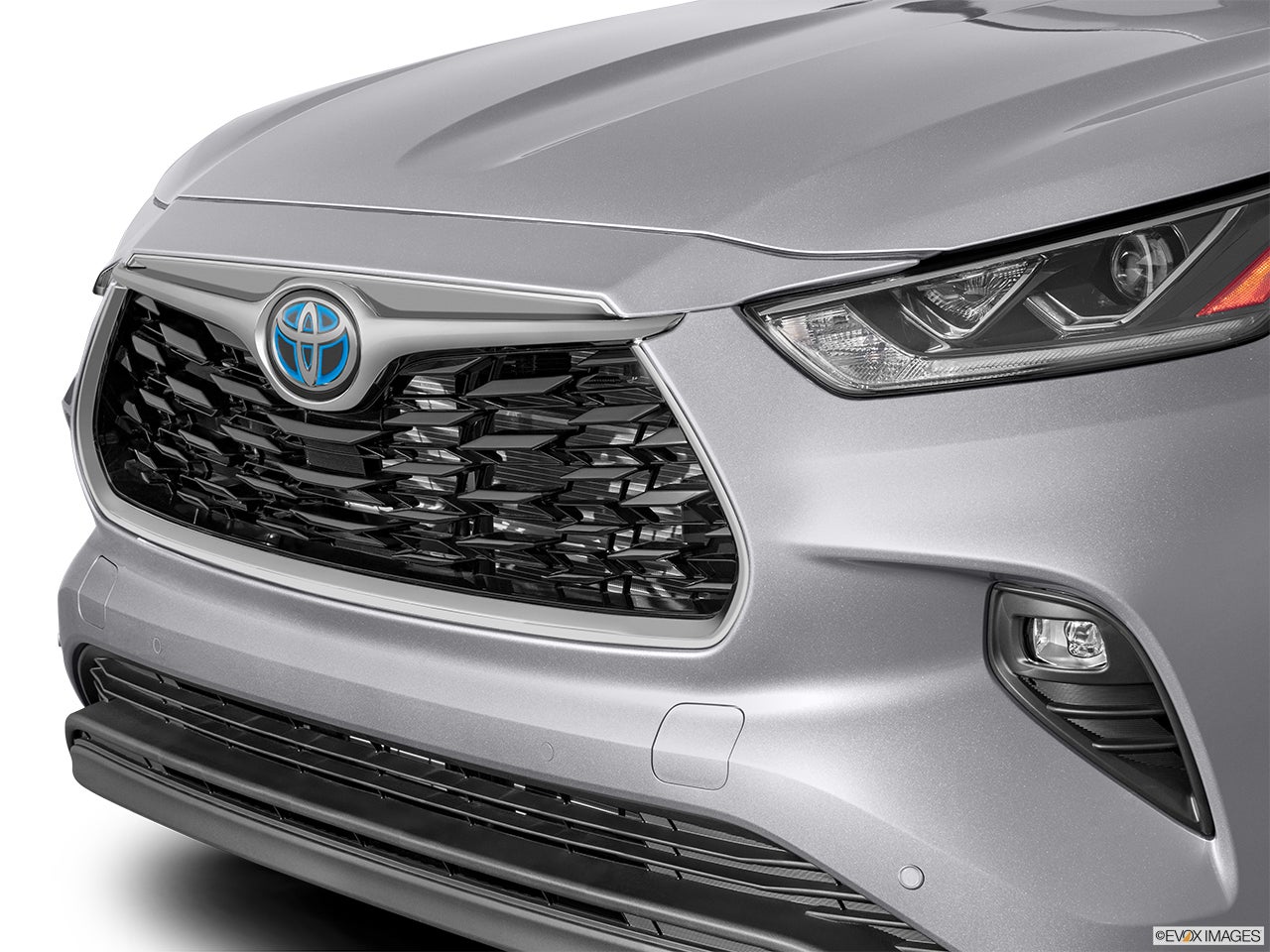 2024 Toyota Highlander Hybrid photo