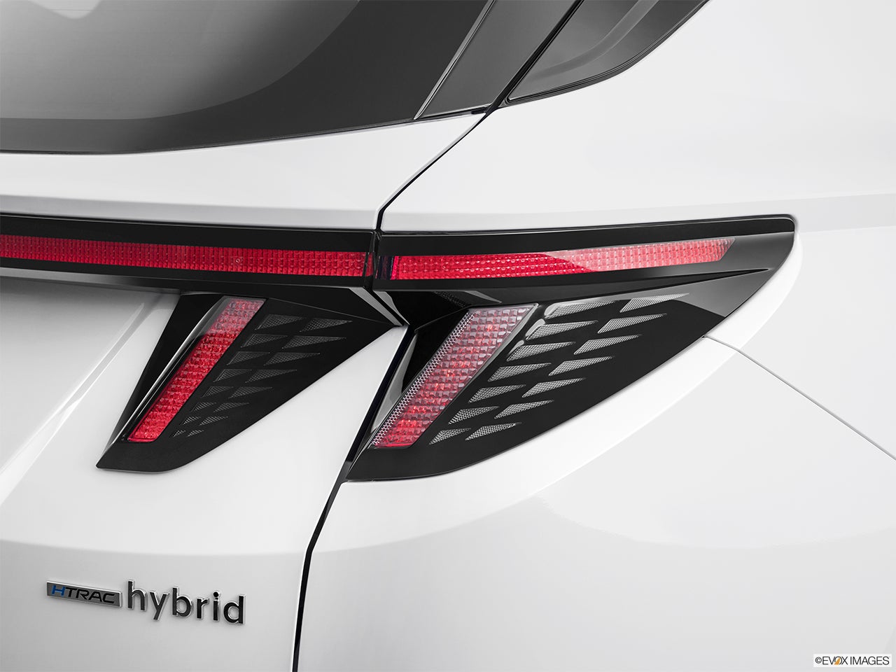 2024 Hyundai TUCSON Hybrid photo