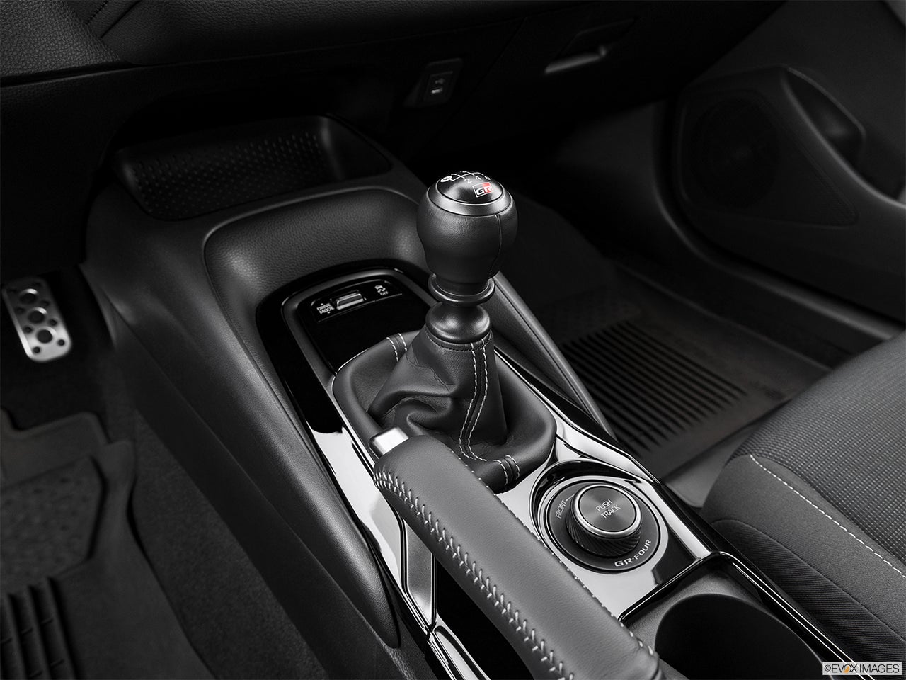 2024 Toyota GR Corolla photo