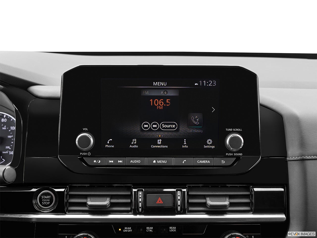 2024 Nissan Pathfinder photo