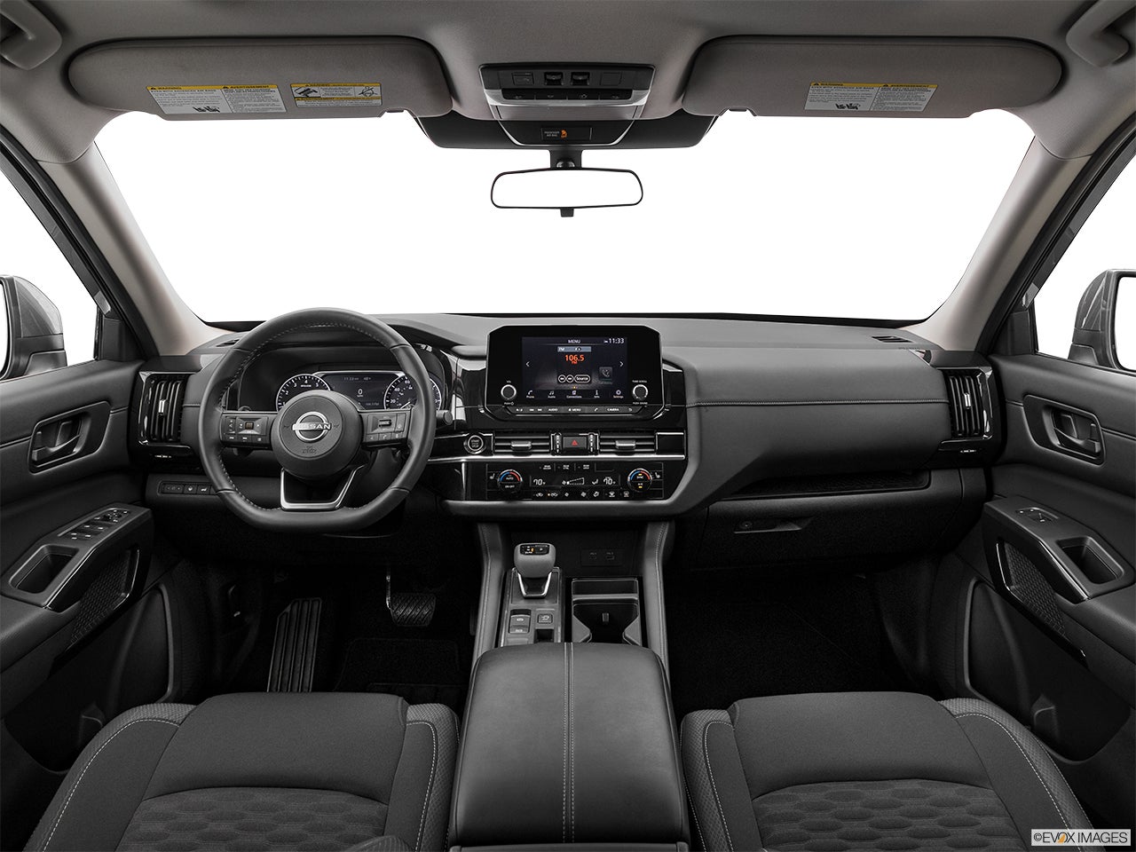 2024 Nissan Pathfinder photo