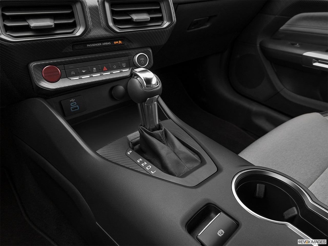 2024 Ford Mustang photo