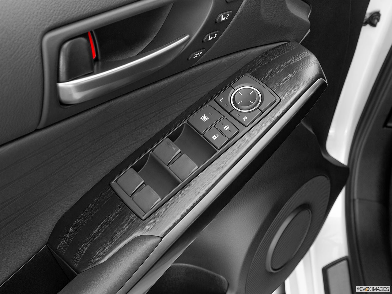 2024 Lexus IS 300 photo