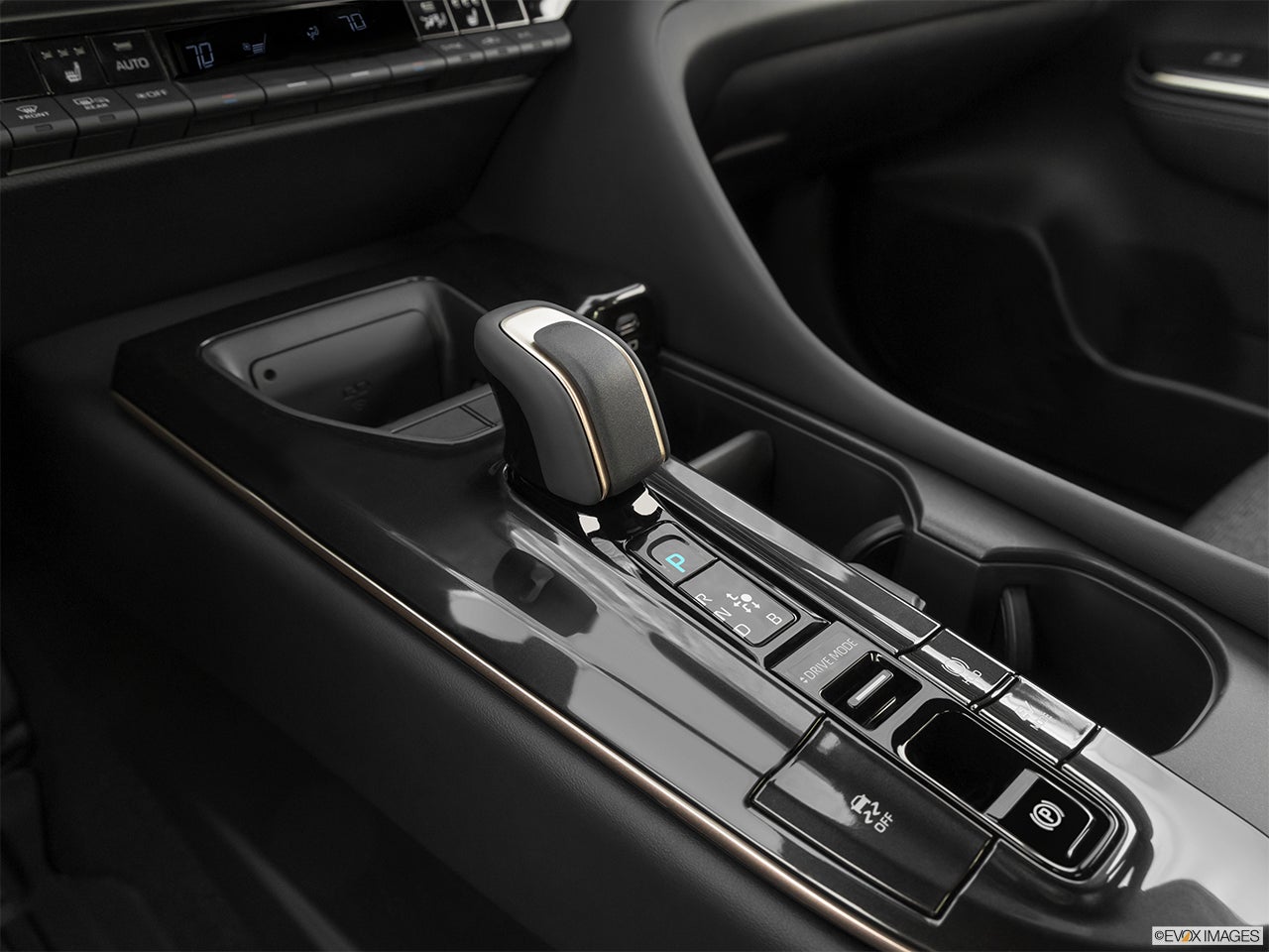 2024 Toyota Crown photo
