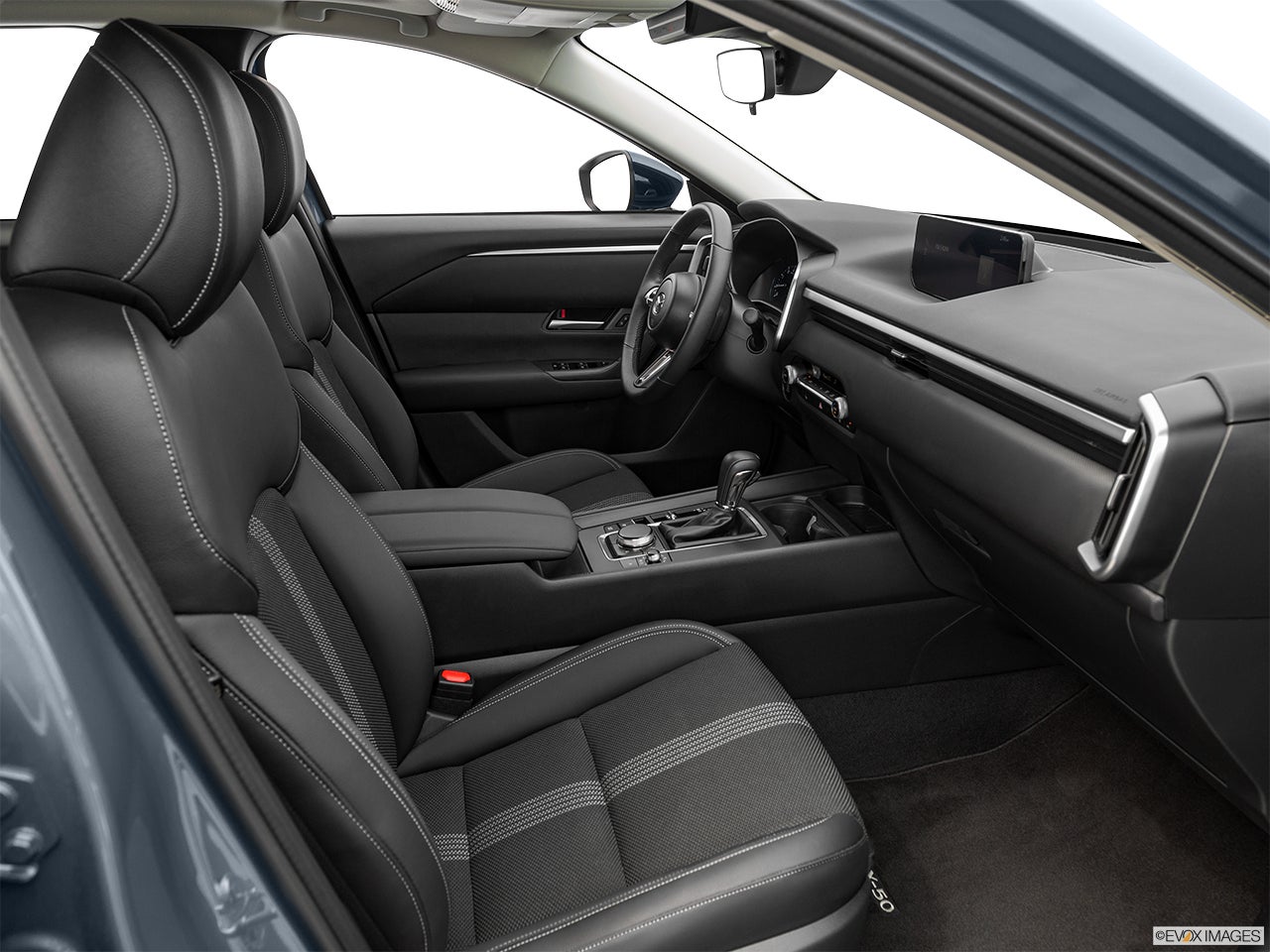 2025 Mazda CX-50 photo