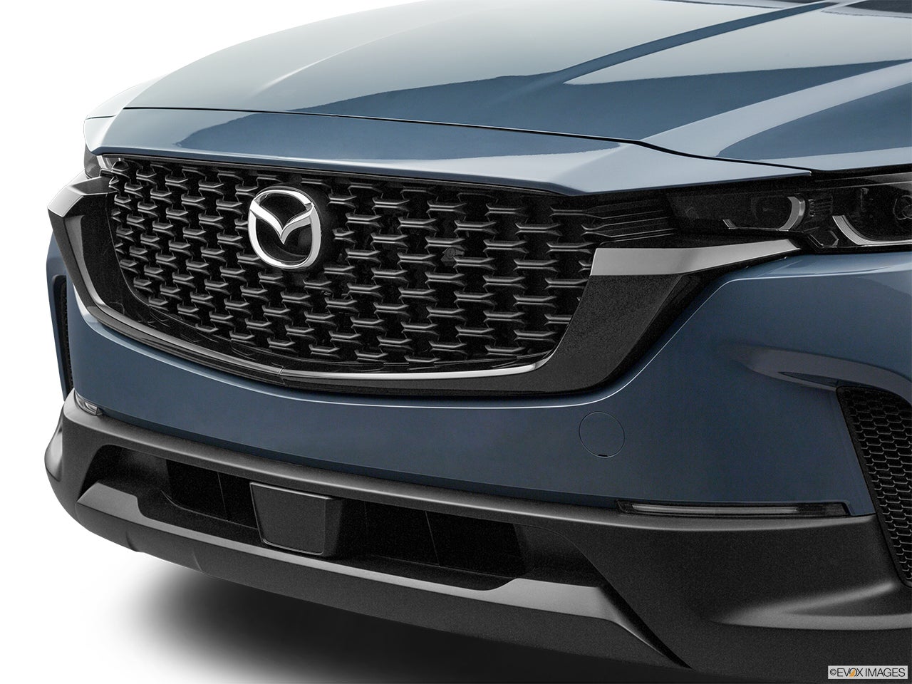 2025 Mazda CX-50 photo