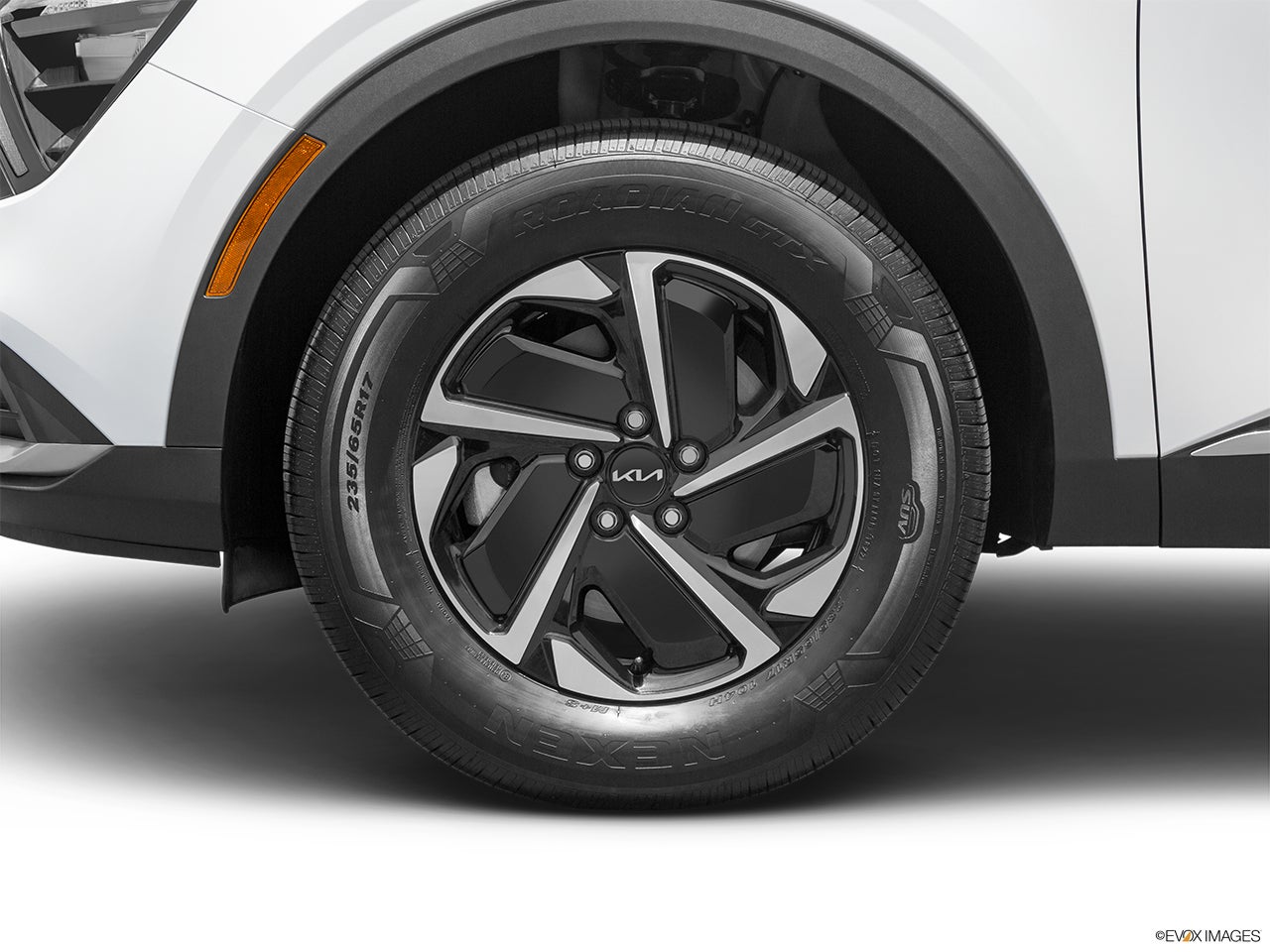 2024 Kia Sportage Hybrid photo