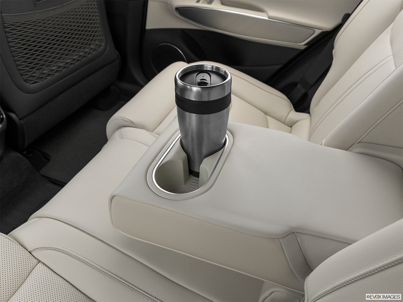 2024 Genesis Electrified GV70 photo