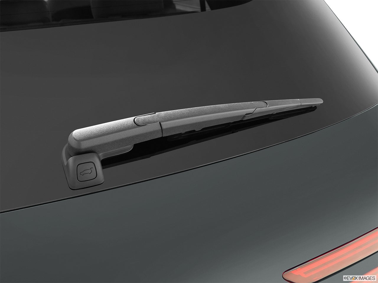 2024 Genesis Electrified GV70 photo