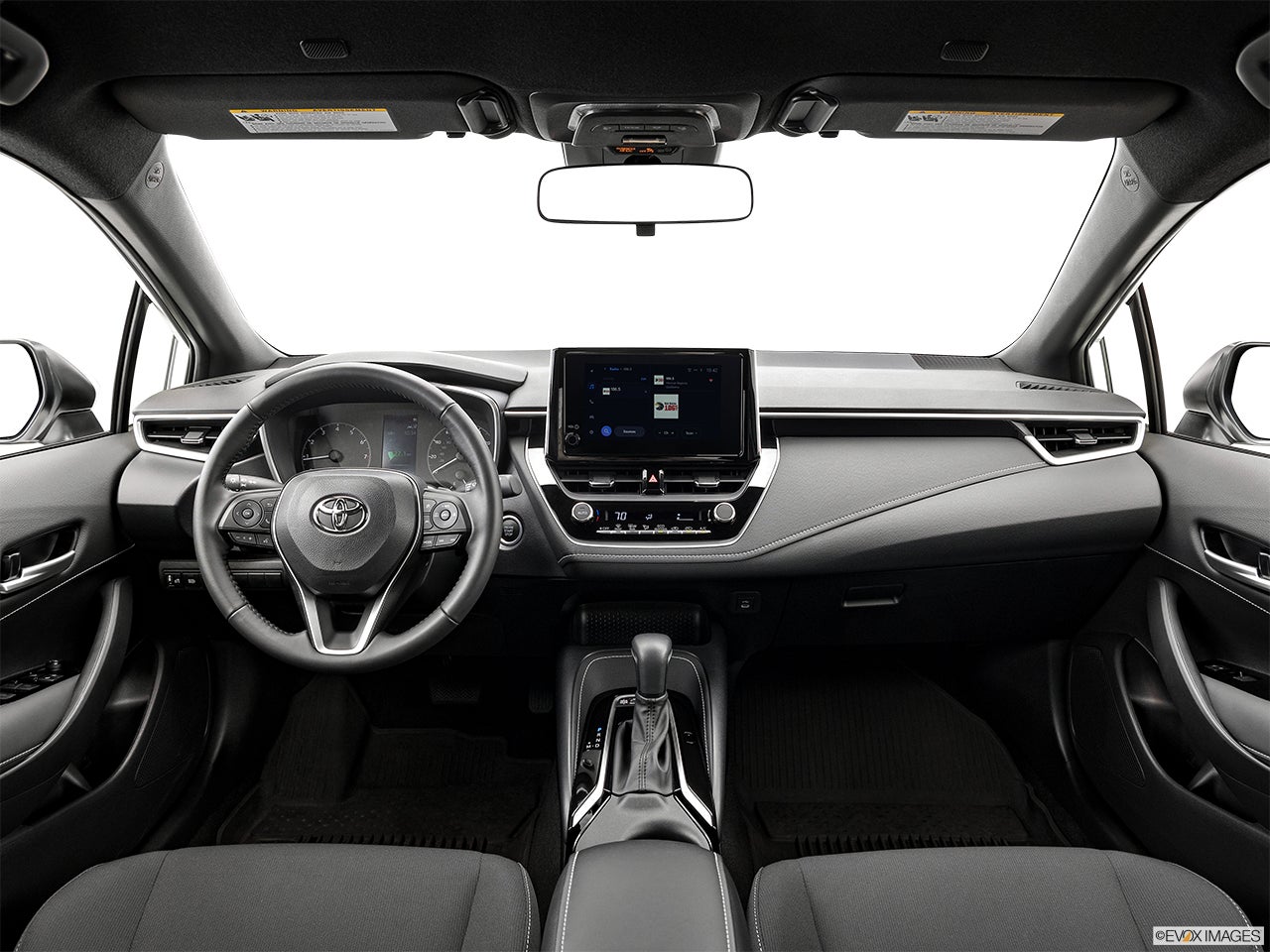 2024 Toyota Corolla Hatchback photo