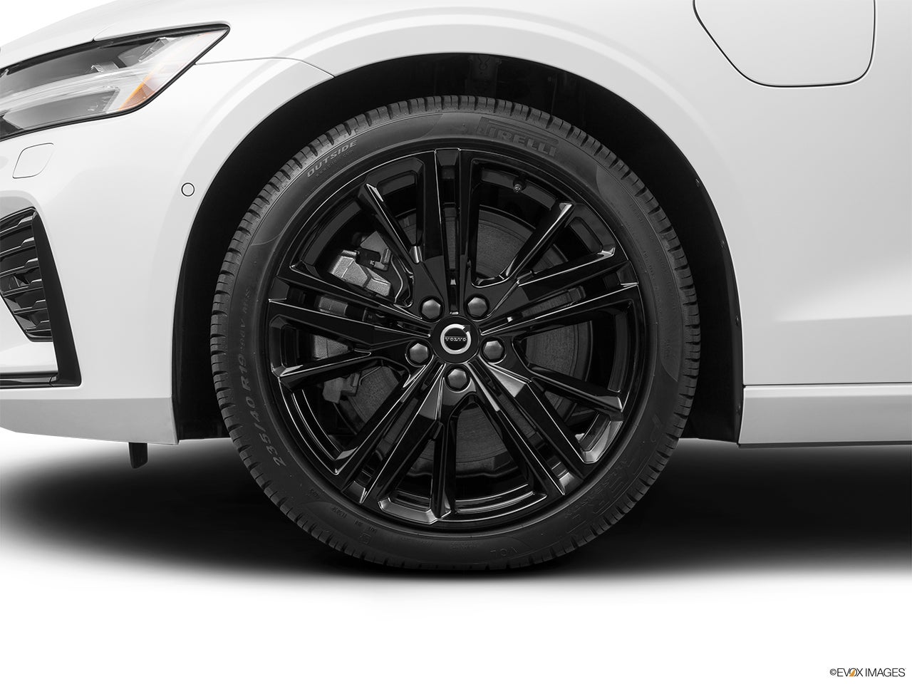 2024 Volvo S60 Recharge photo