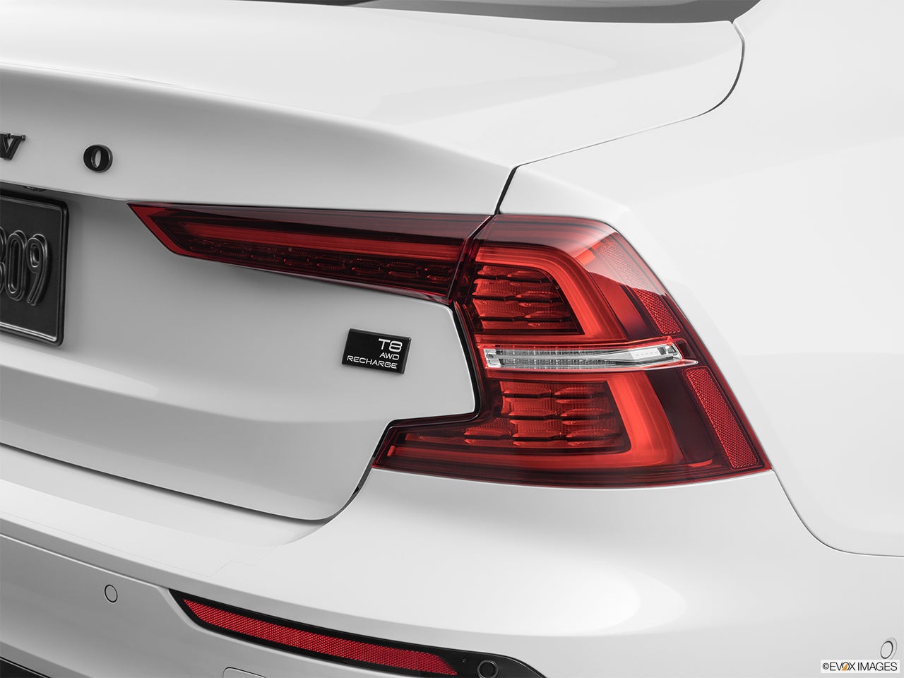 2024 Volvo S60 Recharge photo
