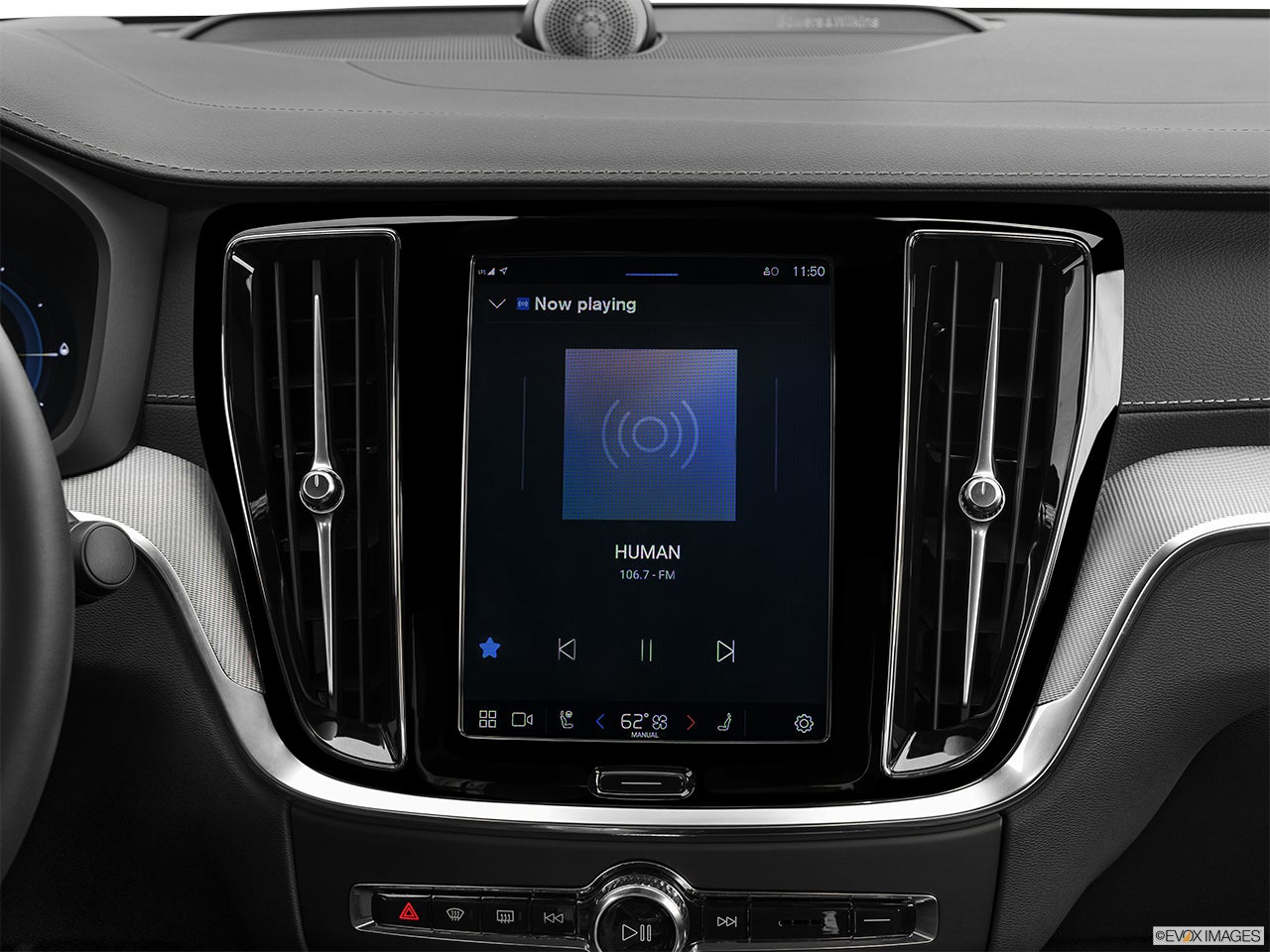 2024 Volvo S60 Recharge photo