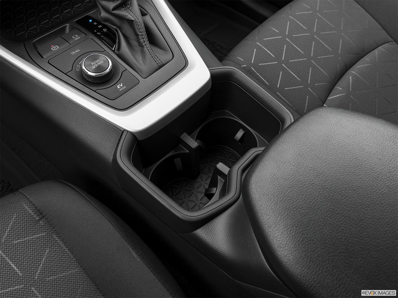 2024 Toyota RAV4 Hybrid photo