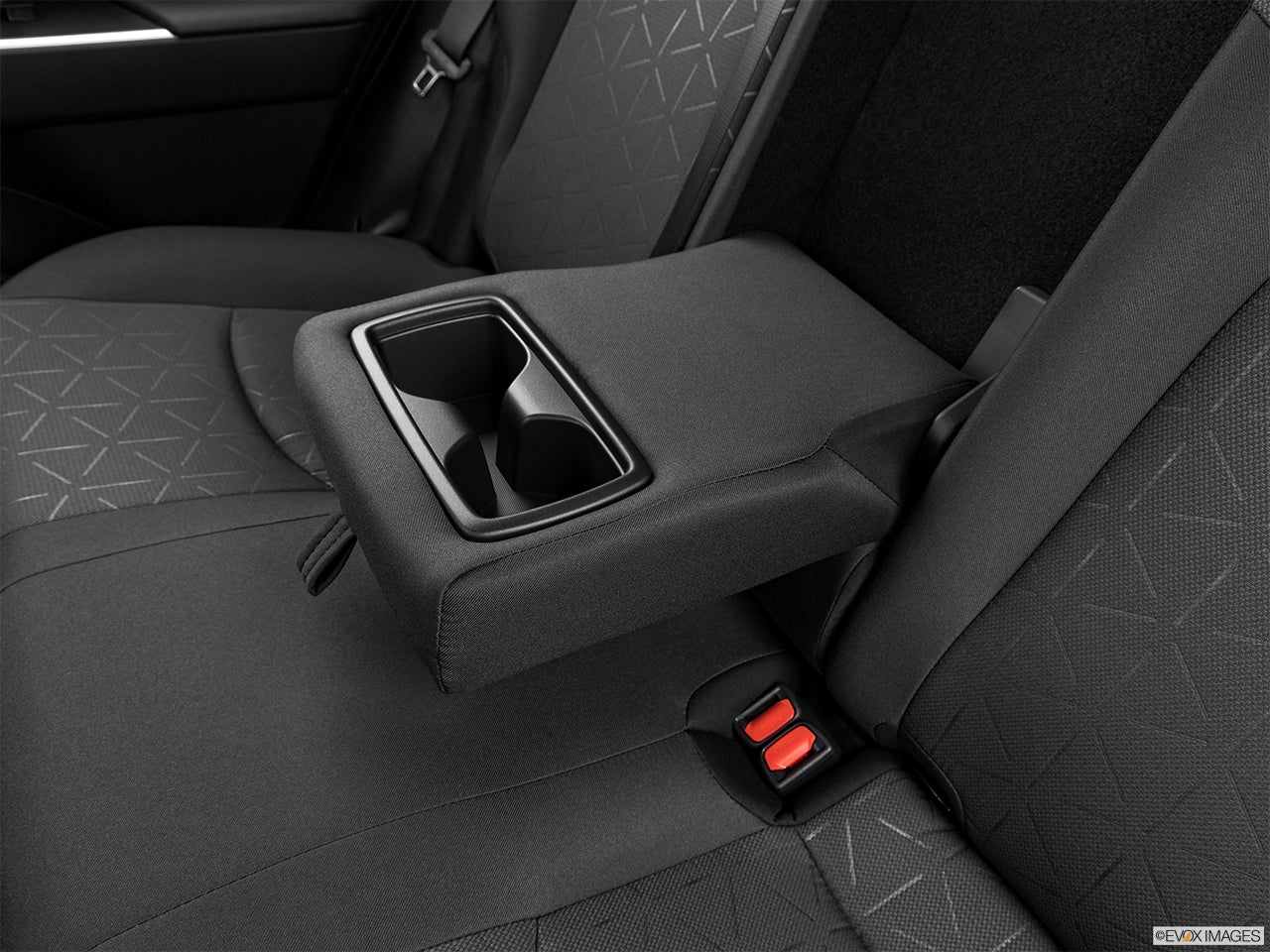 2024 Toyota RAV4 Hybrid photo