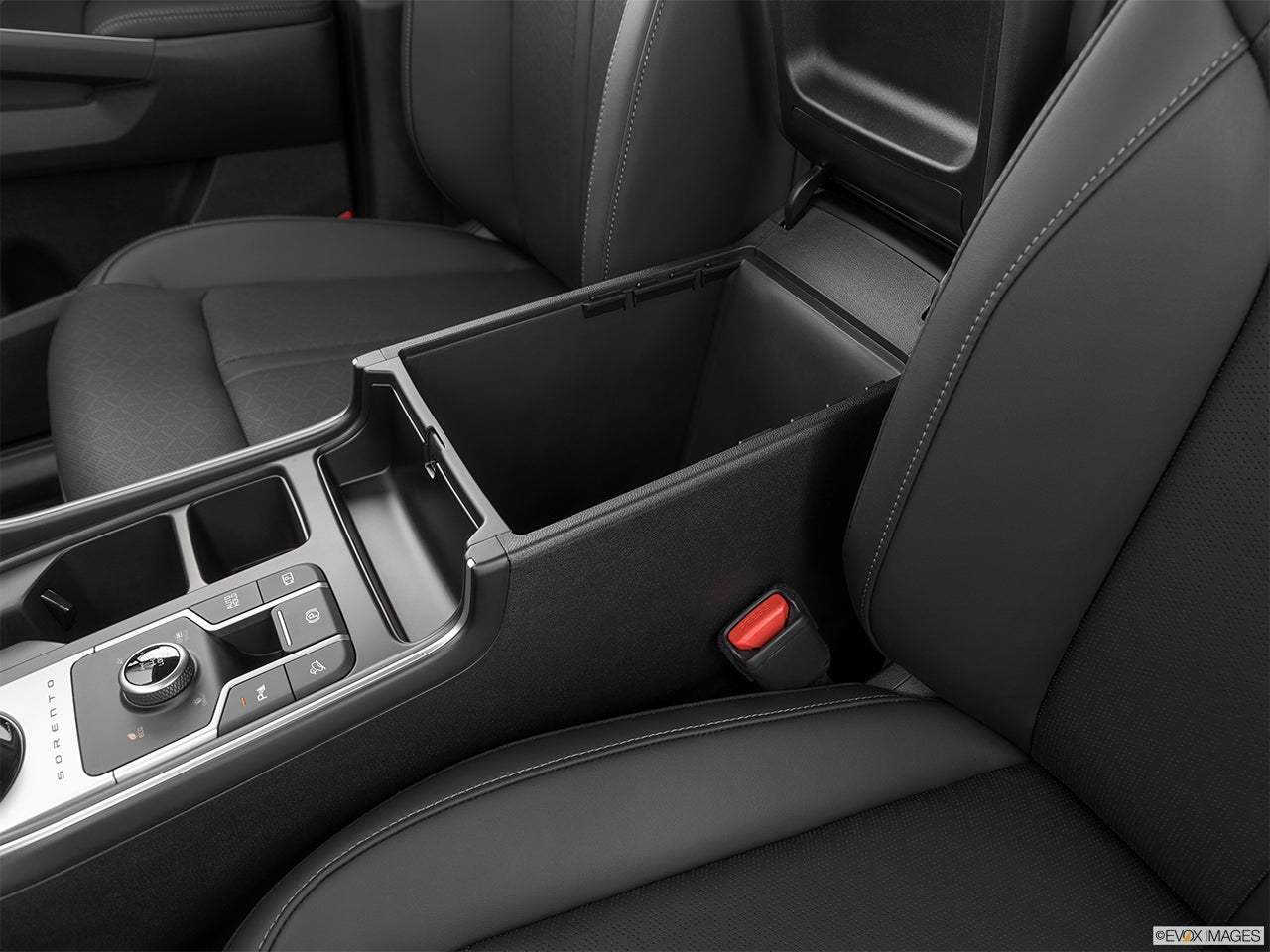 2024 Kia Sorento Hybrid photo