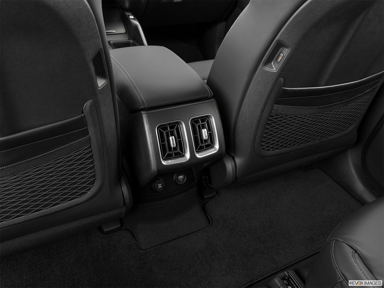 2024 Kia Sorento Hybrid photo