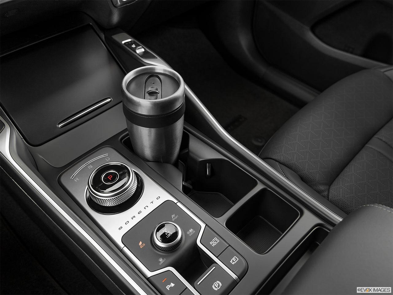 2024 Kia Sorento Hybrid photo