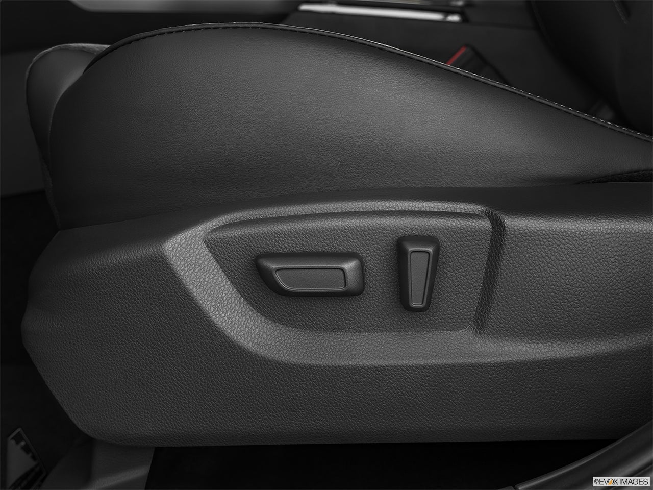2024 Mitsubishi Eclipse Cross photo