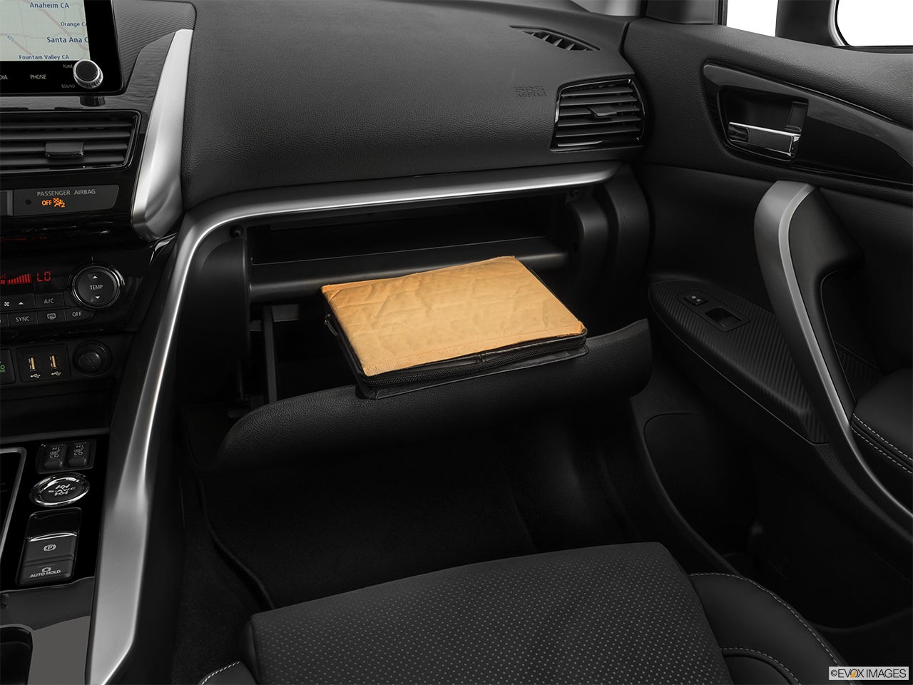 2024 Mitsubishi Eclipse Cross photo