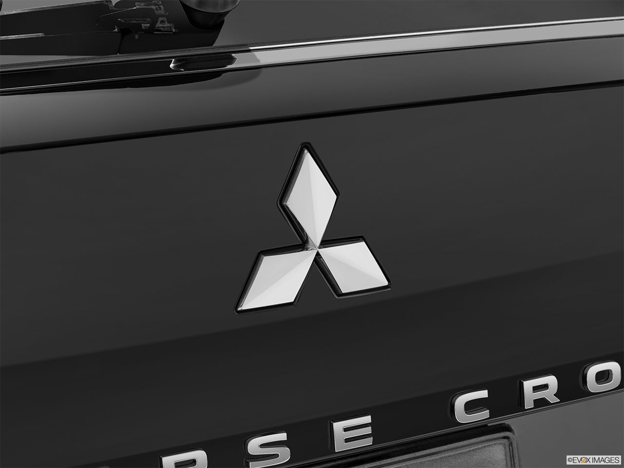 2024 Mitsubishi Eclipse Cross photo