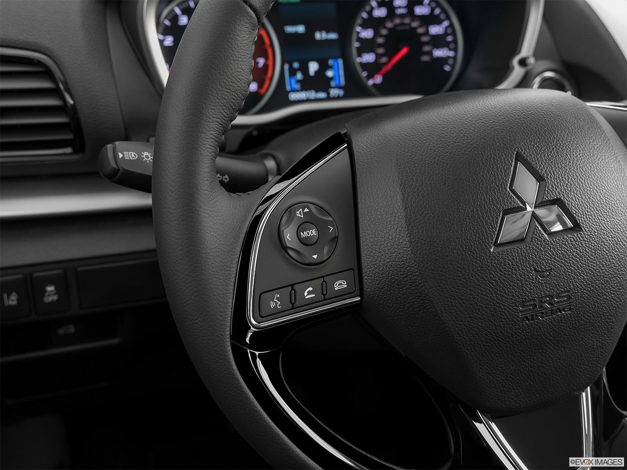 2024 Mitsubishi Eclipse Cross photo