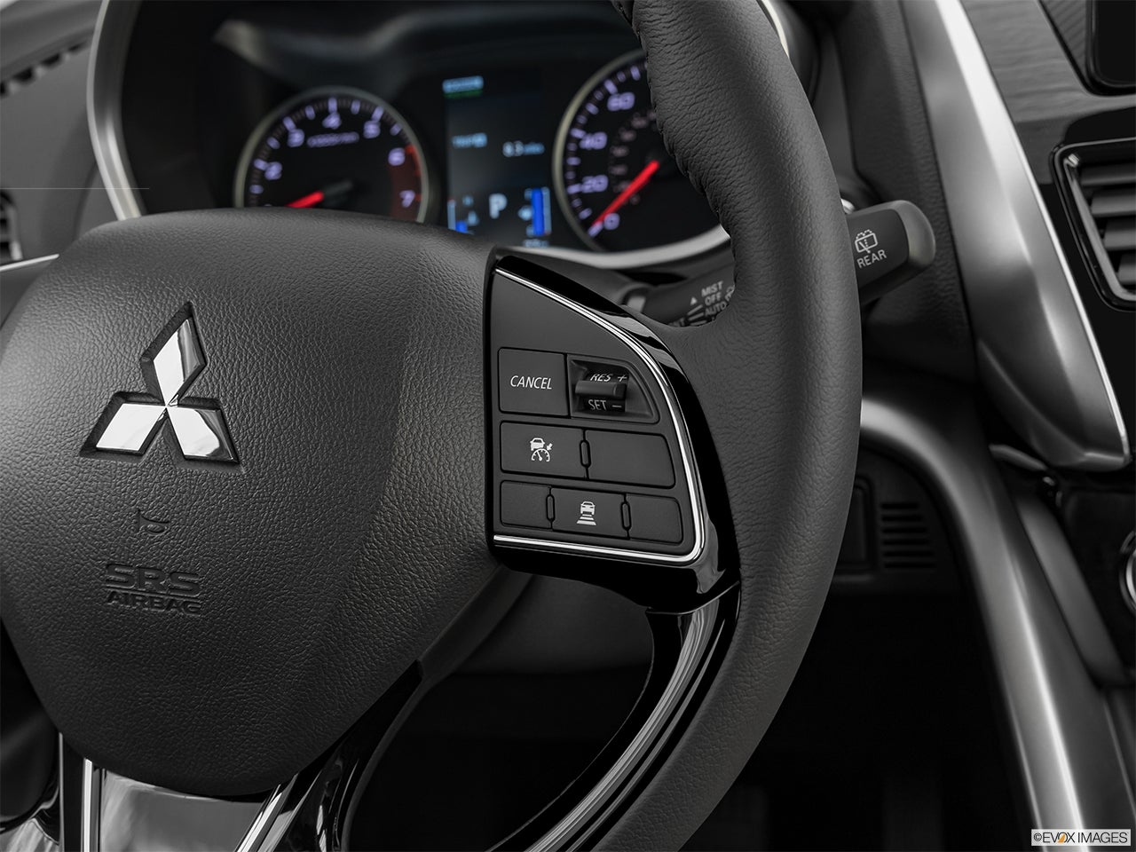 2024 Mitsubishi Eclipse Cross photo