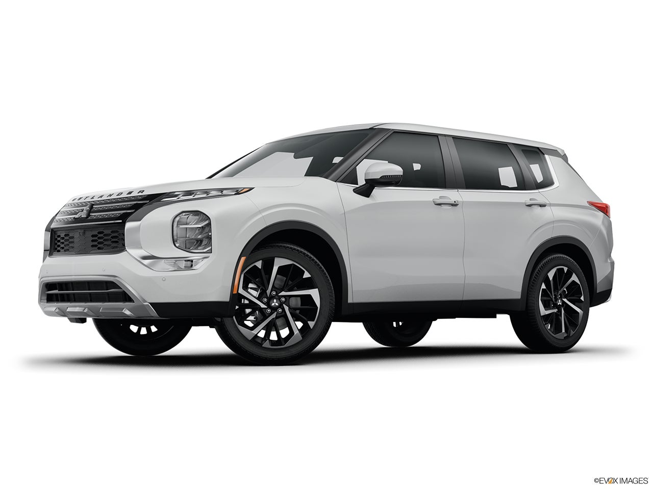 2025 Mitsubishi Outlander photo