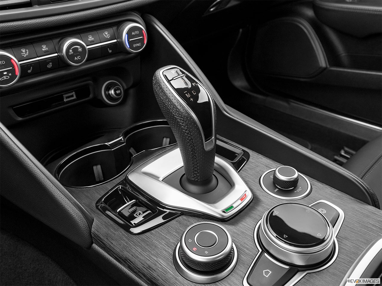 2026 Alfa Romeo Giulia photo