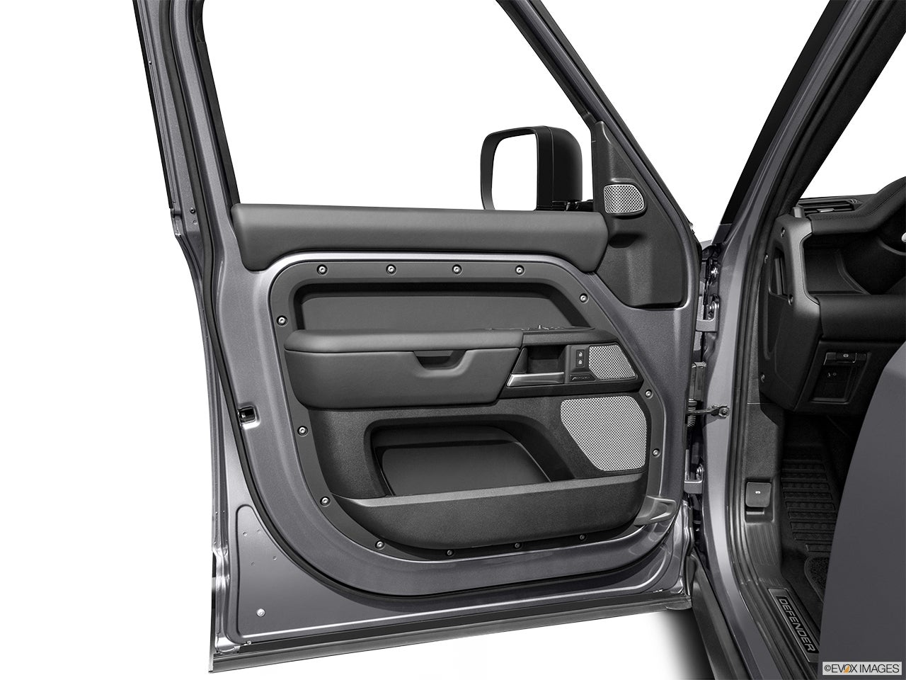 2024 Land Rover Defender photo