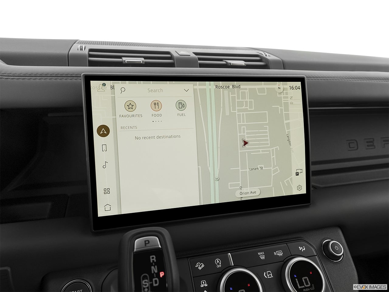 2024 Land Rover Defender photo