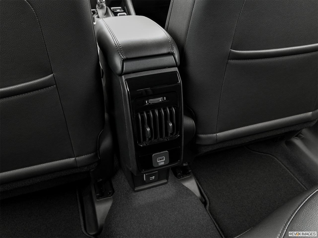 2025 Jeep Compass photo