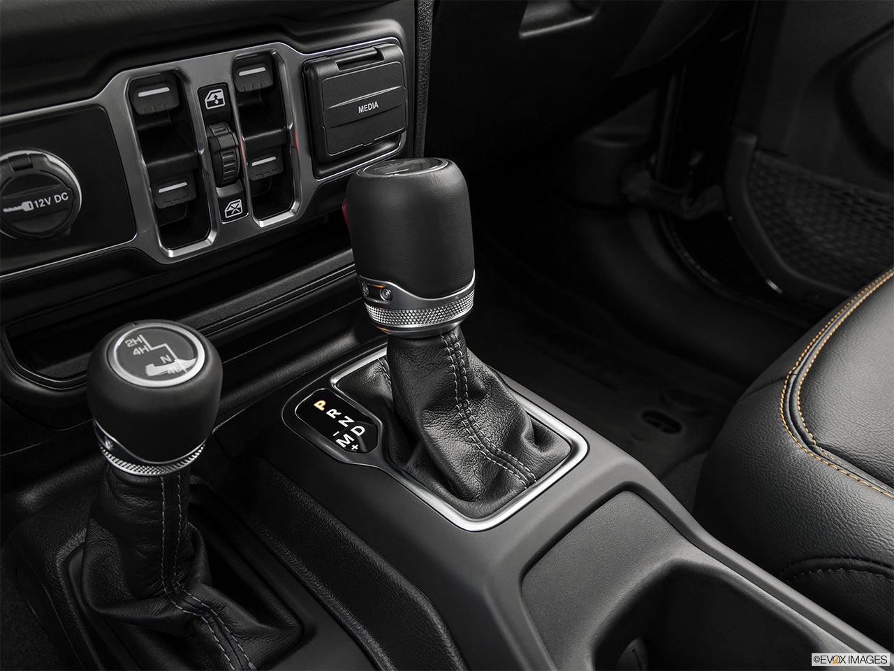 2025 Jeep Wrangler photo