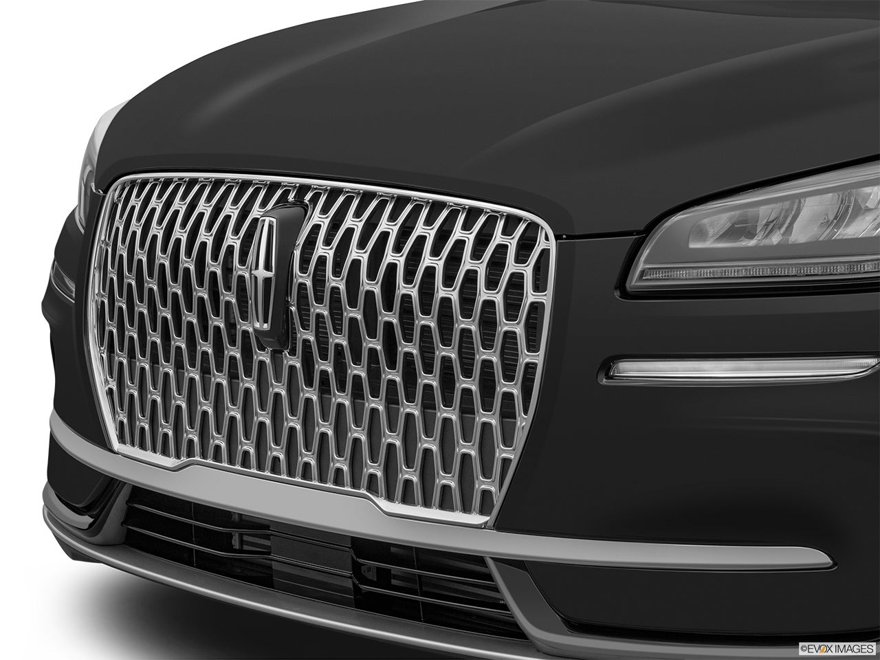 2024 Lincoln Corsair photo