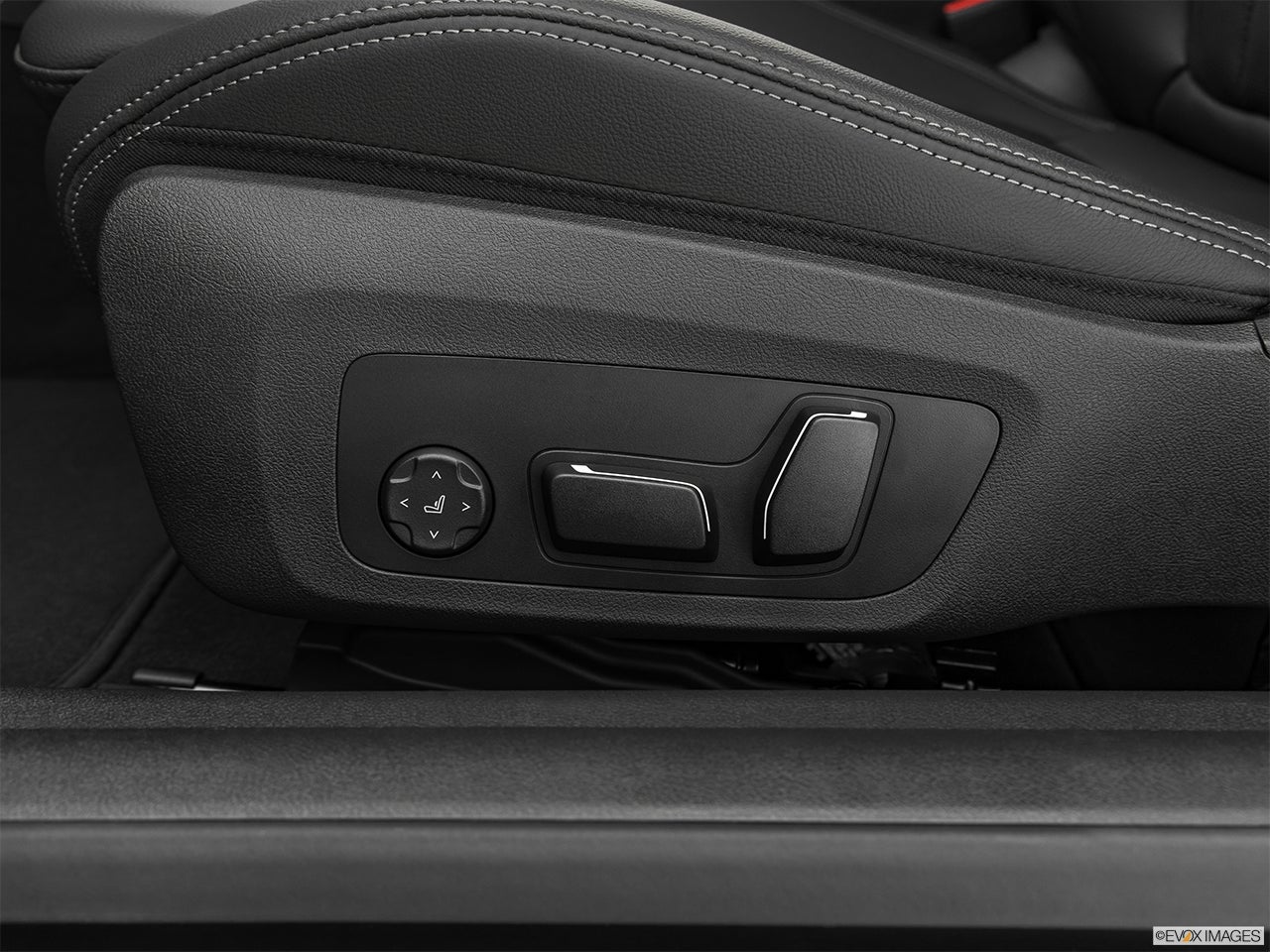 2024 BMW 4 Series photo