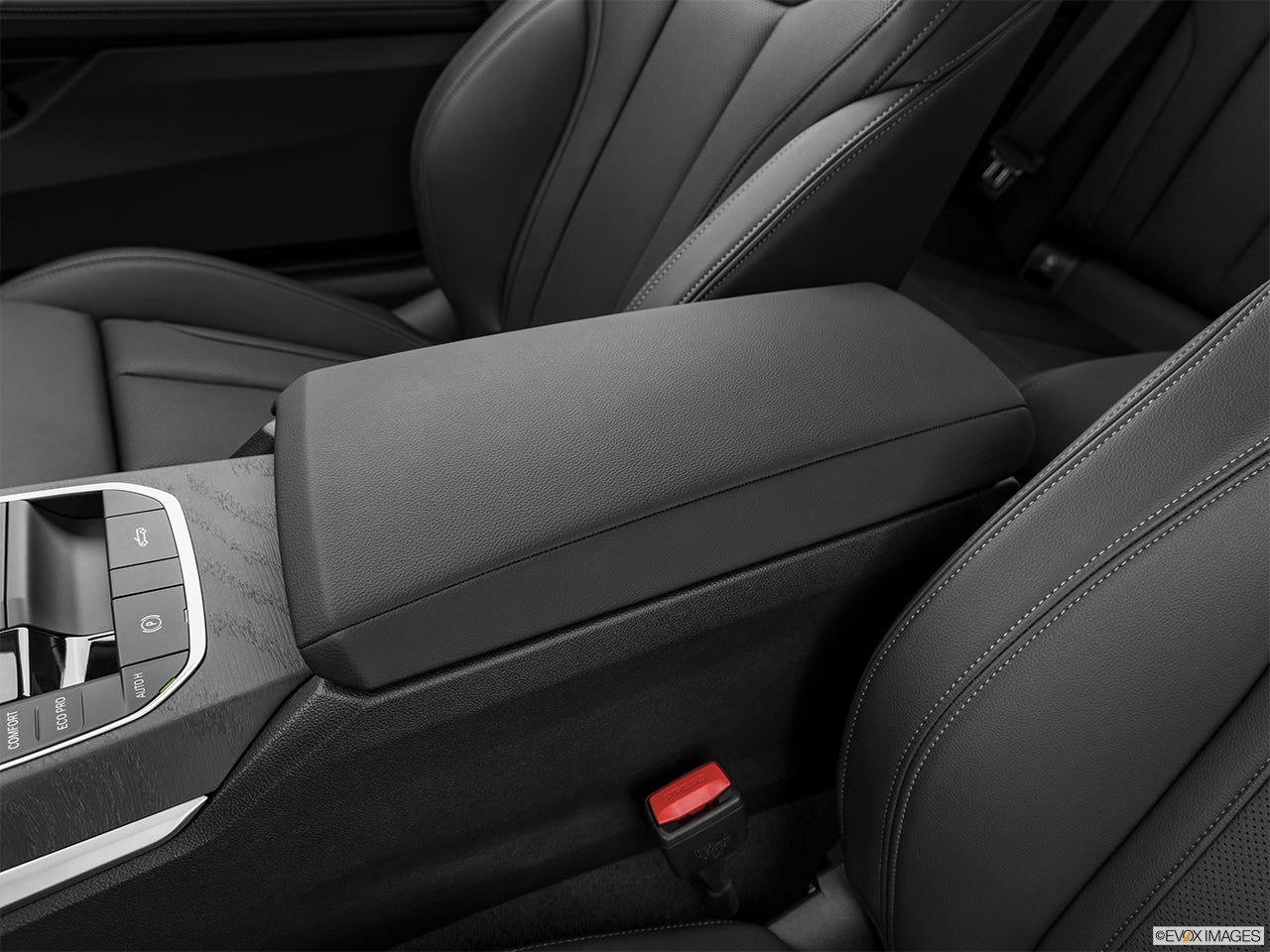 2024 BMW 4 Series photo