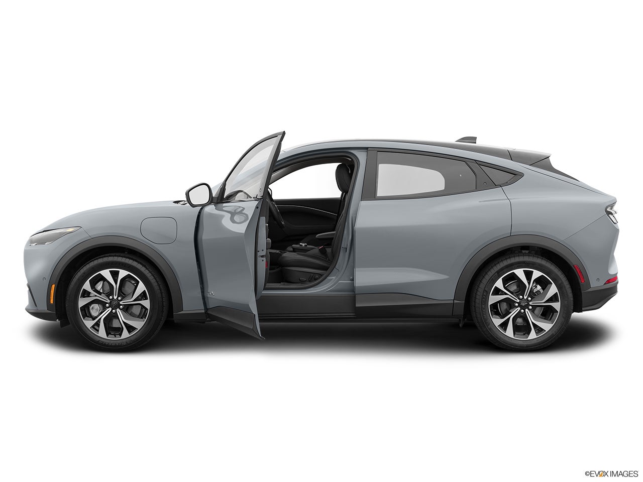 2024 Ford Mustang Mach-E photo