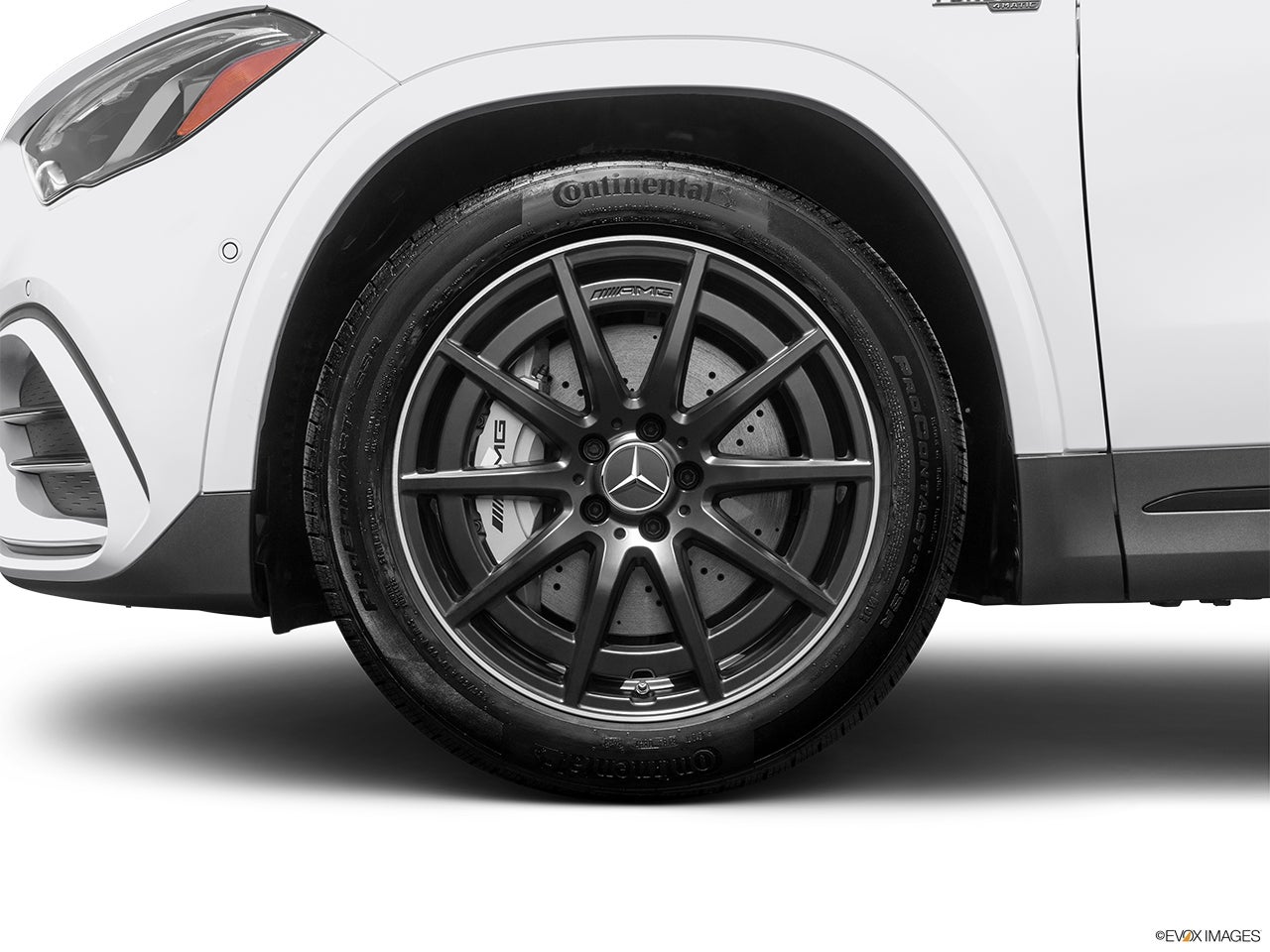 2024 Mercedes-Benz GLA photo