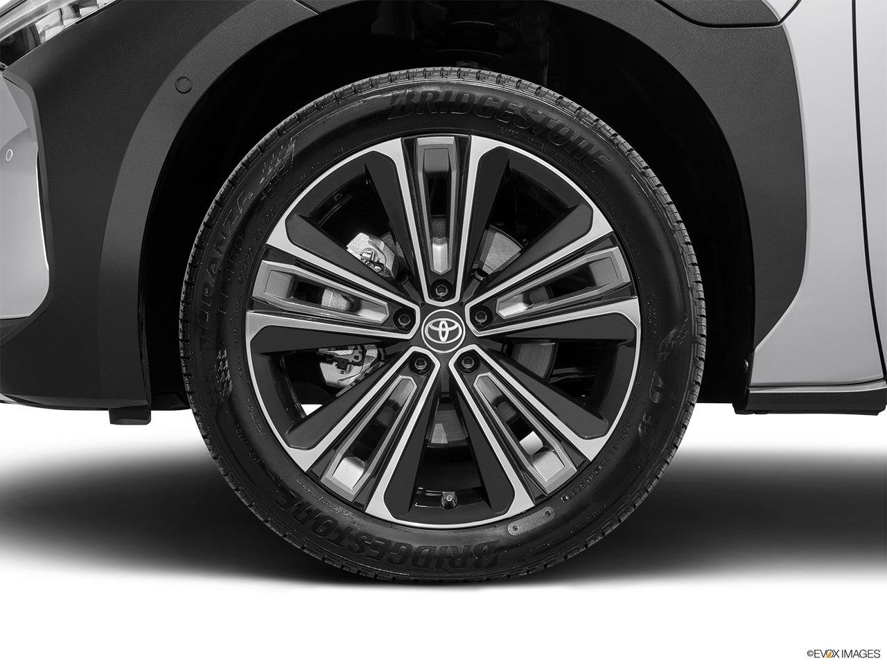 2025 Toyota bZ4X photo