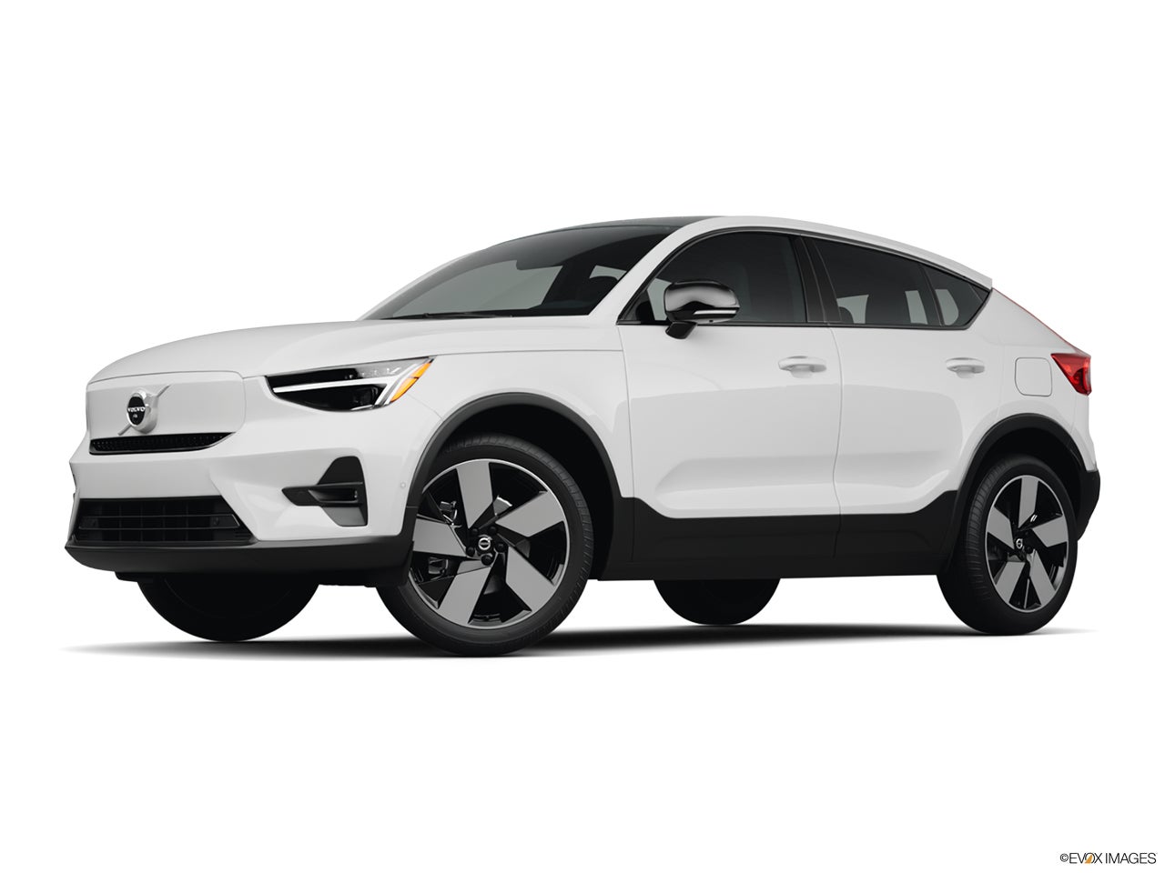 2024 Volvo C40 Recharge photo