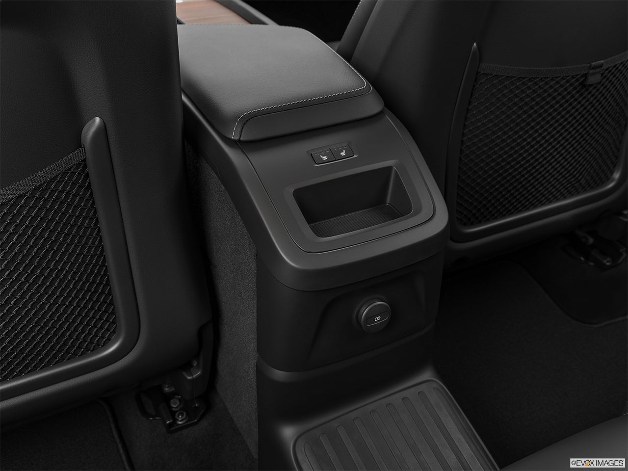 2024 Volvo XC60 Recharge photo