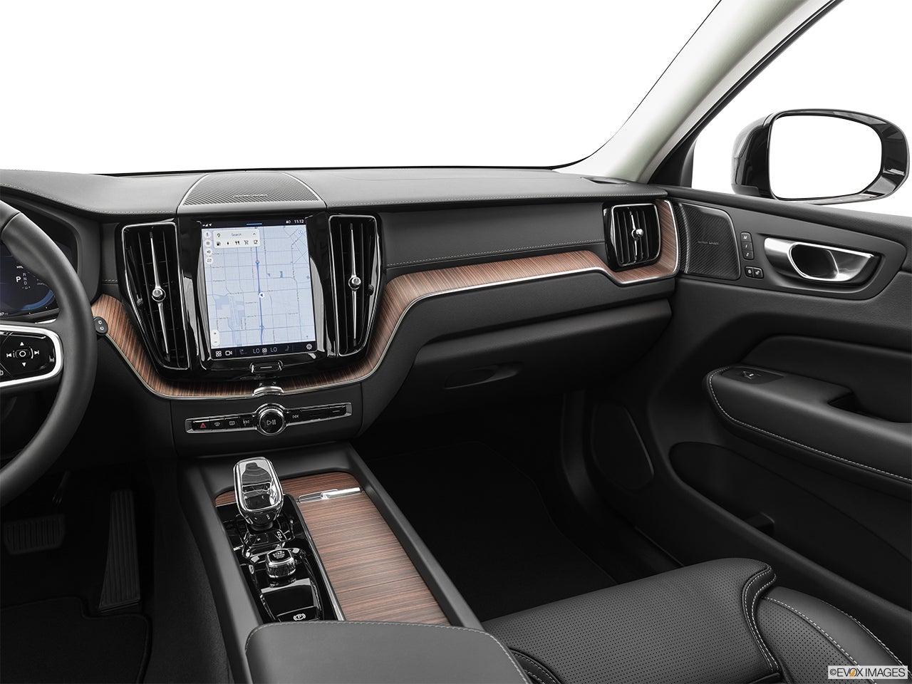 2024 Volvo XC60 Recharge photo