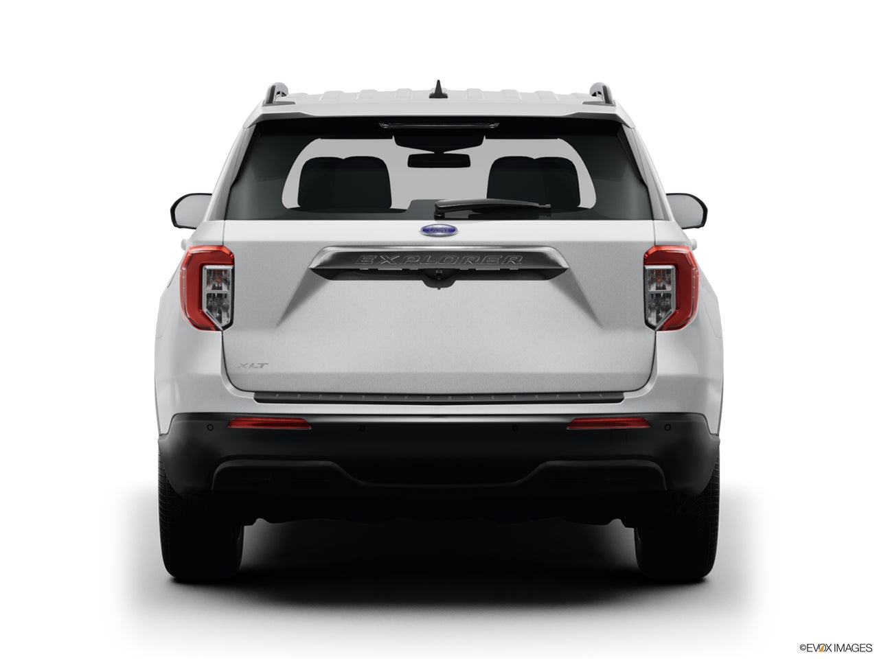 2024 Ford Explorer photo