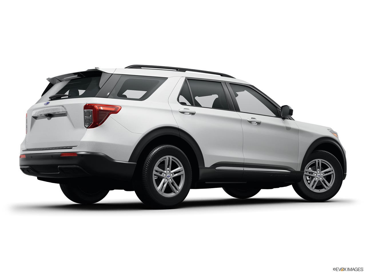 2024 Ford Explorer photo