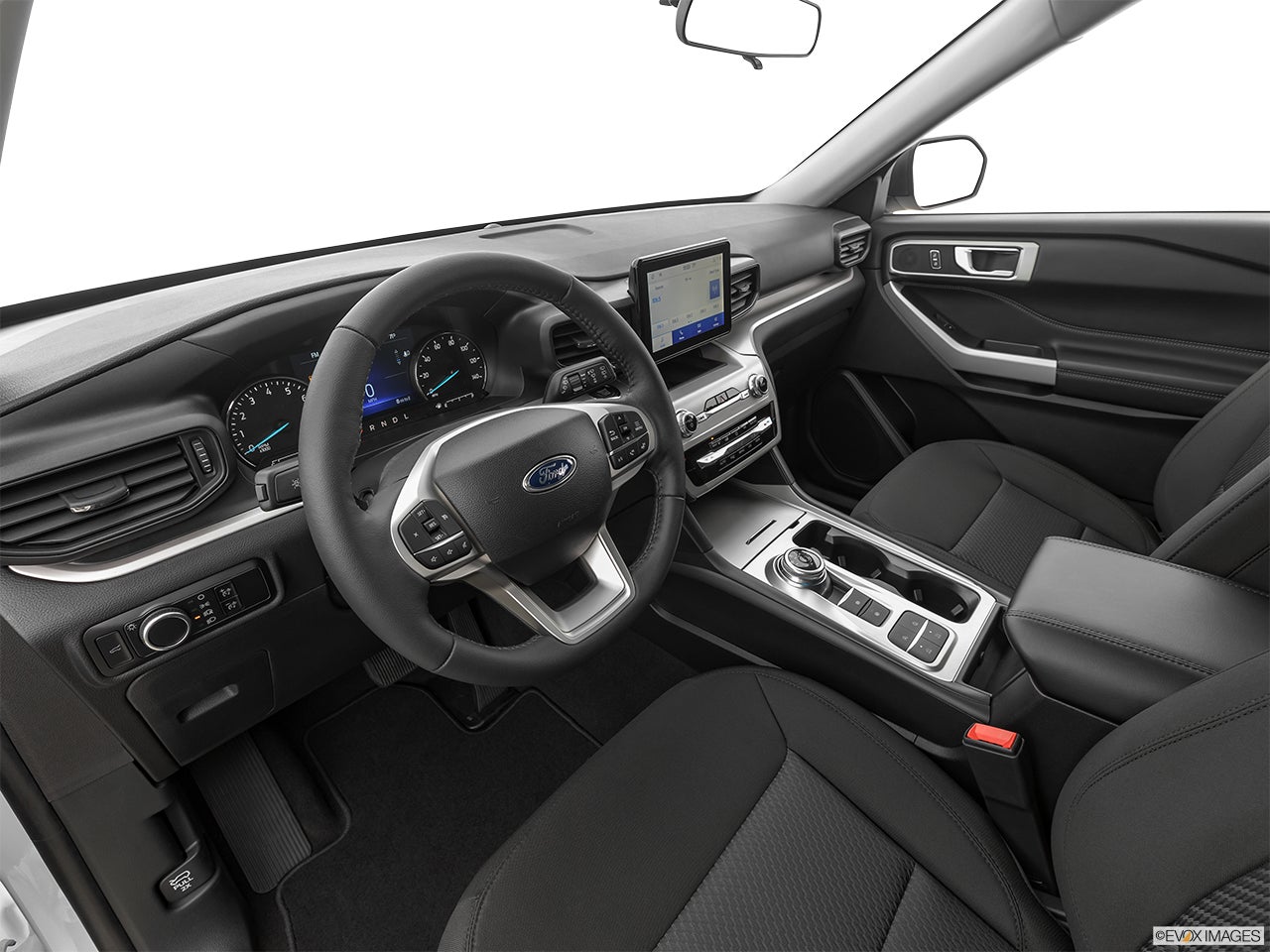 2024 Ford Explorer photo