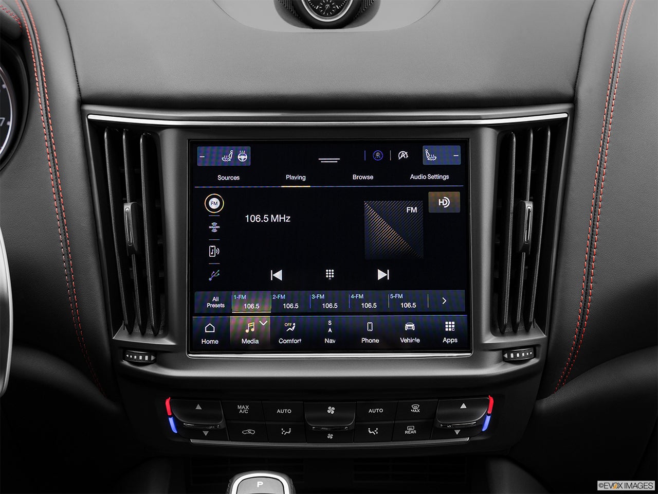 2024 Maserati Levante photo