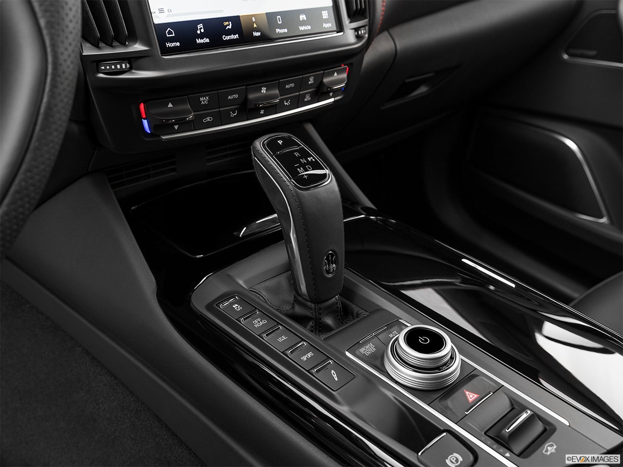 2024 Maserati Levante photo