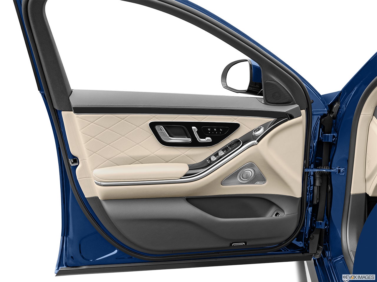 2025 Mercedes-Benz S-Class photo